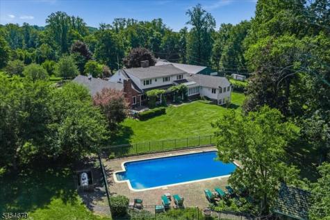 123 Lake Road Far Hills NJ 07931