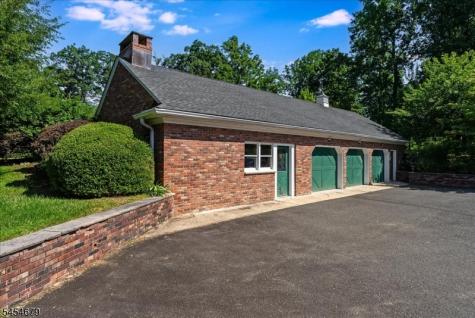 123 Lake Road Far Hills NJ 07931