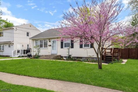 1434 Madison Place Pompton Lakes NJ 07442