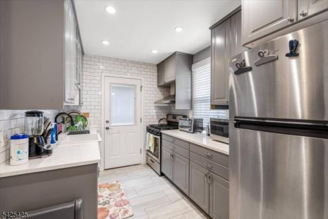 1434 Madison Place Pompton Lakes NJ 07442