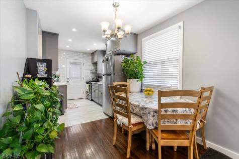 1434 Madison Place Pompton Lakes NJ 07442