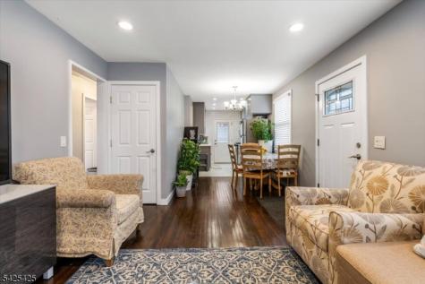 1434 Madison Place Pompton Lakes NJ 07442