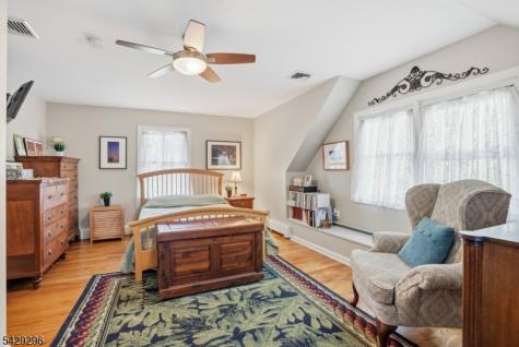 37 Hussa Place Denville NJ 07834