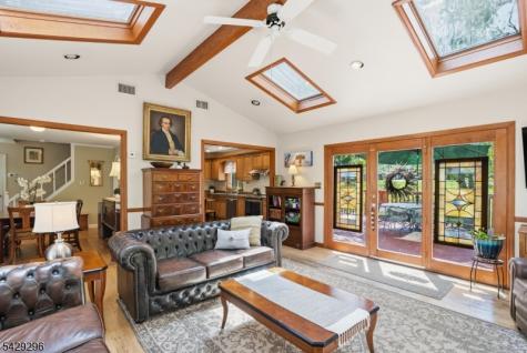 37 Hussa Place Denville NJ 07834
