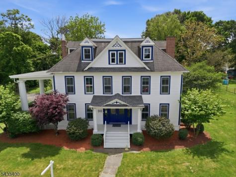 61 New Street Hampton NJ 08827