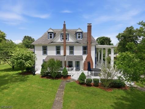 61 New Street Hampton NJ 08827