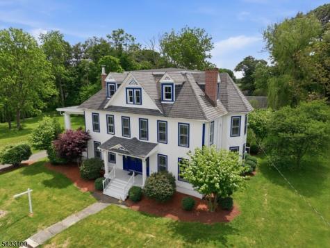 61 New Street Hampton NJ 08827