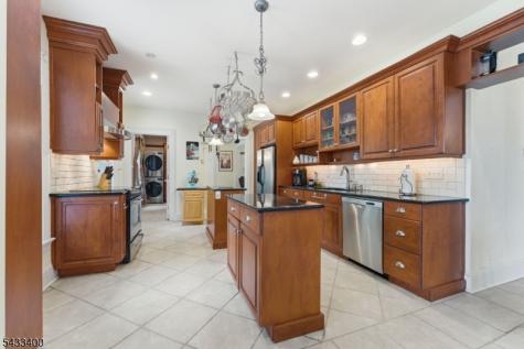 61 New Street Hampton NJ 08827