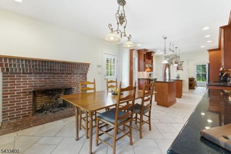 61 New Street Hampton NJ 08827