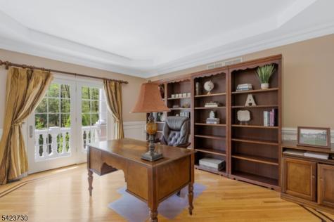 17 Constitution Avenue Roxbury NJ 07876