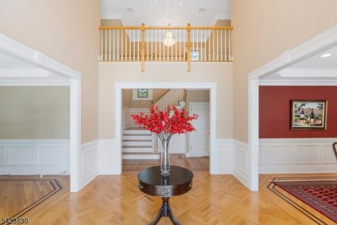 17 Constitution Avenue Roxbury NJ 07876