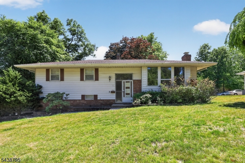 228 Shaw Place Park Ridge NJ 07656