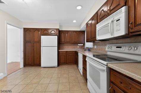 228 Shaw Place Park Ridge NJ 07656