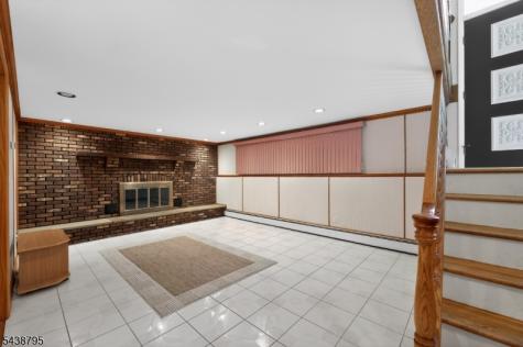 228 Shaw Place Park Ridge NJ 07656