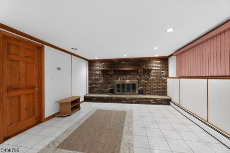 228 Shaw Place Park Ridge NJ 07656