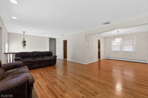 228 Shaw Place Park Ridge NJ 07656