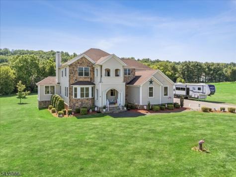 19 Green Valley Way Harmony NJ 08865