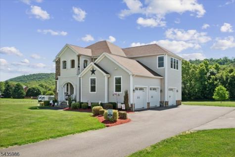 19 Green Valley Way Harmony NJ 08865