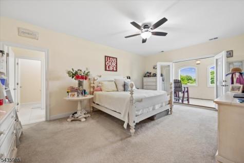 19 Green Valley Way Harmony NJ 08865