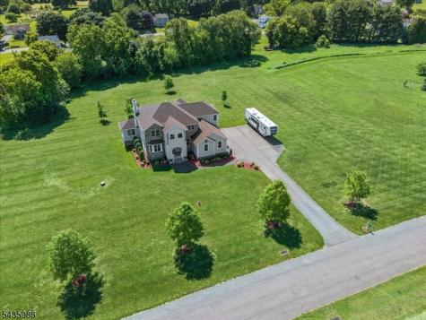 19 Green Valley Way Harmony NJ 08865