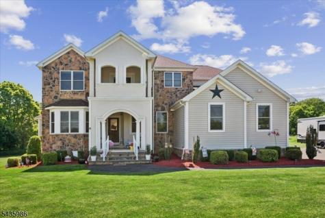 19 Green Valley Way Harmony NJ 08865