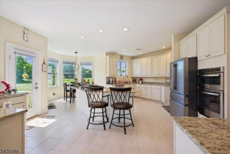 19 Green Valley Way Harmony NJ 08865