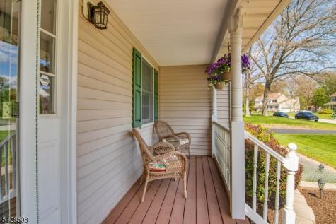14 Chelsea Drive Jefferson NJ 07438