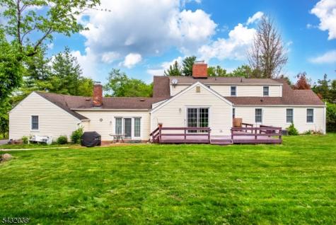 10 Cedar Wax Wing Road Allamuchy NJ 07840