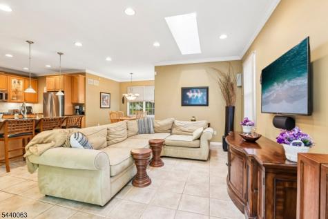 17 Coggins Lane West Orange NJ 07052