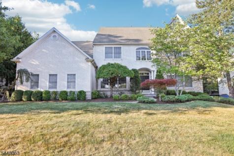 17 Coggins Lane West Orange NJ 07052