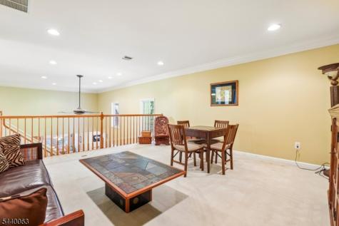 17 Coggins Lane West Orange NJ 07052