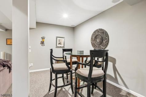 17 Coggins Lane West Orange NJ 07052