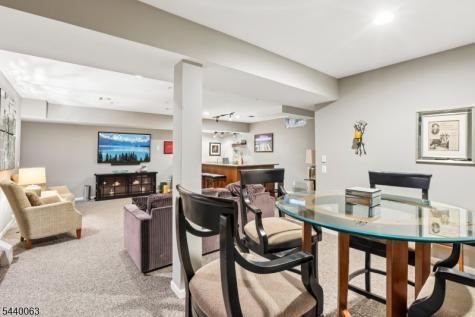 17 Coggins Lane West Orange NJ 07052
