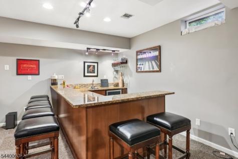 17 Coggins Lane West Orange NJ 07052