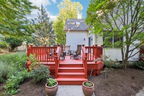 17 Coggins Lane West Orange NJ 07052