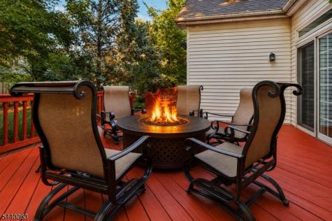 17 Coggins Lane West Orange NJ 07052