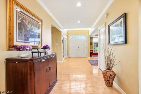 17 Coggins Lane West Orange NJ 07052