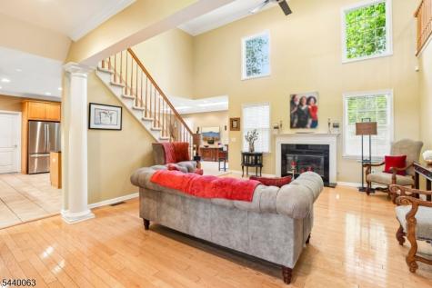 17 Coggins Lane West Orange NJ 07052