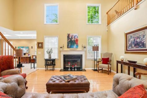 17 Coggins Lane West Orange NJ 07052