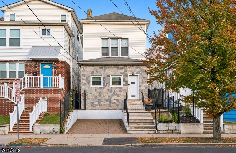 1082 Grove Street Irvington NJ 07111