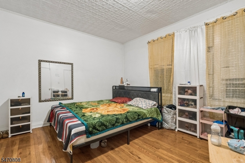 1082 Grove Street Irvington NJ 07111