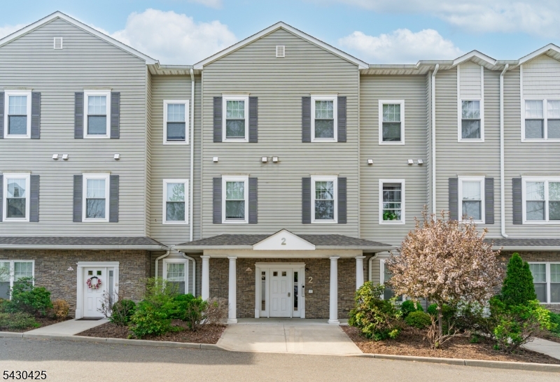 2 Bland Court Bloomfield NJ 07003