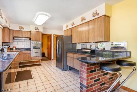 779 Berdan Avenue Wayne NJ 07470