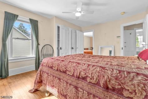 74 Brunswick Avenue Bloomsbury NJ 08804