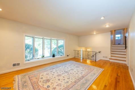 45 Crestmont Road West Orange NJ 07052