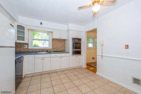 45 Crestmont Road West Orange NJ 07052