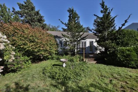 148 Eyland Avenue Roxbury NJ 07876