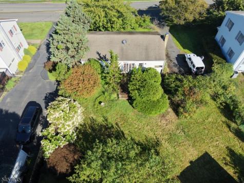 148 Eyland Avenue Roxbury NJ 07876