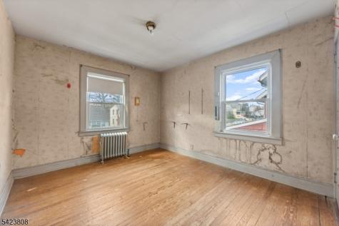 101 Reid Avenue Passaic NJ 07055
