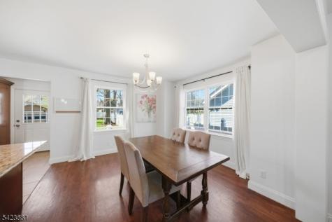 157 Freeman Street Woodbridge NJ 07095